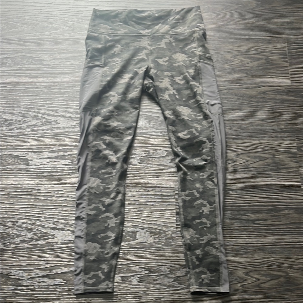 Stylish Camouflage Leggings